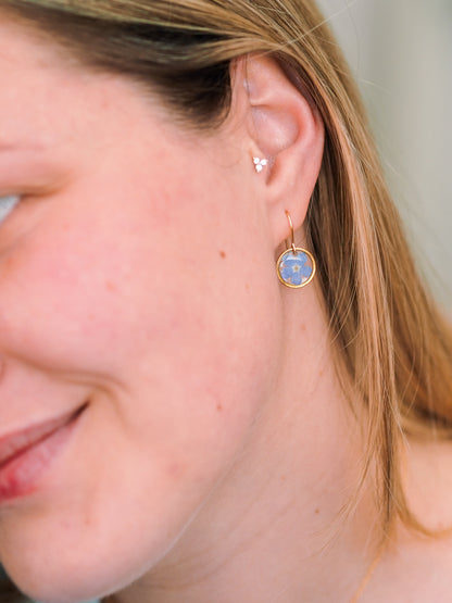 „Forget-Me-Not“ - Ohrringe mit echten Vergissmeinnicht, Edelstahl